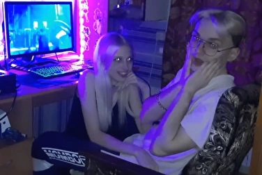 Послал подругу на хуй, а она восприняла это слишком буквально